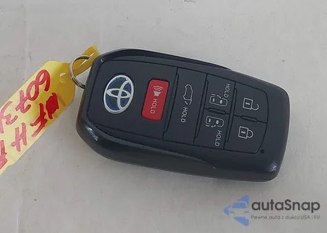 2023 Toyota Sienna Xle z USA, uszkodzony, nr VIN 5TDYRKEC2PS145751